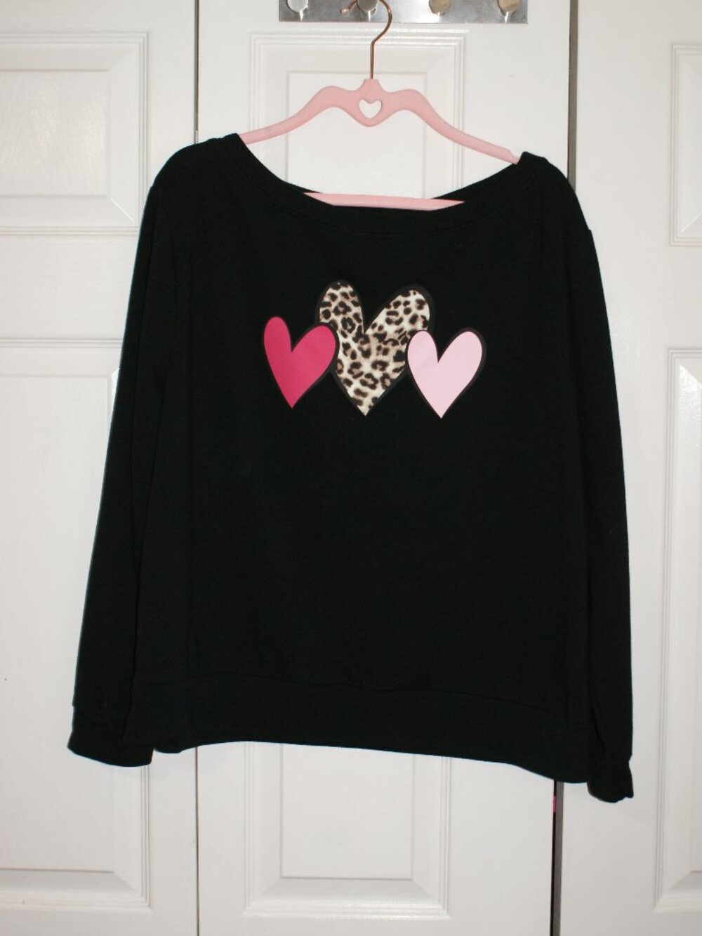 NY&CO Hearts Design Sweatshirt - XL BRAND NEW